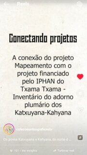 Os povos Katxuyana e Kahyana, do norte do Brasil (Amazonas e Pará), estão mapeando e valorizando um de seus patrimônios imateriais mais sagrados: o Txama txama, cocar repleto de significados técnicos, simbólicos e cosmológicos.

O projeto é uma realização da AIKATUK - Associação Indígena Katxuyana - em parceria com o Iepé - Instituto de Pesquisa e Formação Indígena - e apoio do Iphan. 

Em fevereiro de 2025, durante a 1ª oficina, a pesquisadora indígena Neide Imaya Kaxuyana compartilhou suas reflexões ao investigar objetos de seus ancestrais levados para museus.

Ela deixa um recado potente: que mais povos busquem suas histórias nas coleções etnográficas guardadas nos acervos pelo Brasil. Porque memória viva é identidade em movimento.

#TxamaTxama #PatrimônioIndígena #MuseusVivos #PovosIndígenas #AIKATUK #IEPE #Iphan #MemóriaAncestral #DescolonizarOSaber